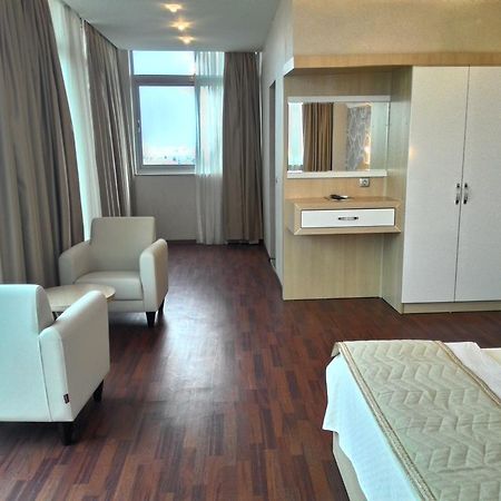 Gueney Adana Otel Exterior foto